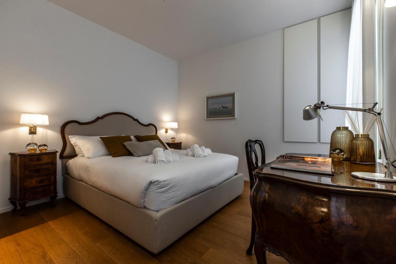 Ca' Delle Acque Deluxe Apartment R&R Венеция Екстериор снимка